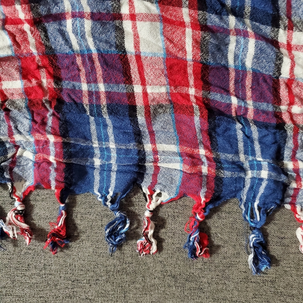 Scarf - Picture 2 of 3